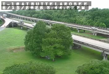 Traffic closest to this camera is traveling eastbound on I-10.