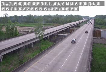 Traffic closest to this camera is traveling westbound on I-10.