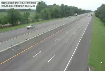Traffic closest to this camera is traveling westbound on I-10.