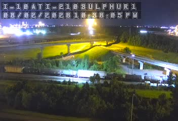 Traffic closest to this camera is traveling westbound on I-10.
