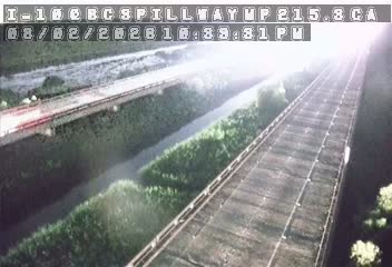 Traffic closest to this camera is traveling westbound on I-10.