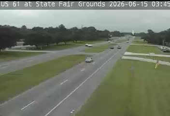 Traffic closest to this camera is traveling southbound on US 61.