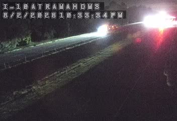 Traffic closest to this camera is traveling west on I-10